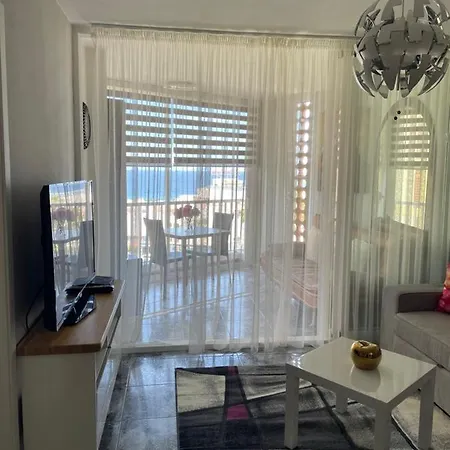 Torres De Yomely Americas Hotel